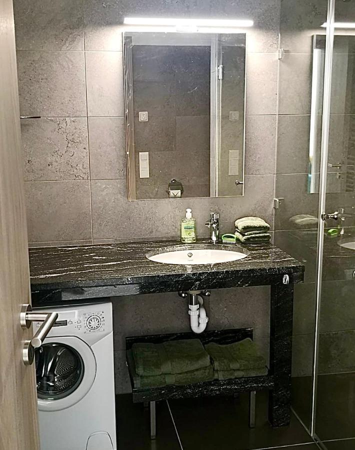 Lotusbluete Appartement In Heviz Mit Tiefgarage Und Panoramaterrasse Exteriér fotografie