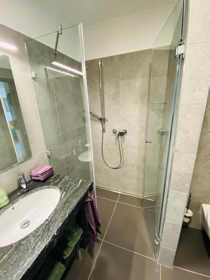 Lotusbluete Appartement In Heviz Mit Tiefgarage Und Panoramaterrasse Exteriér fotografie