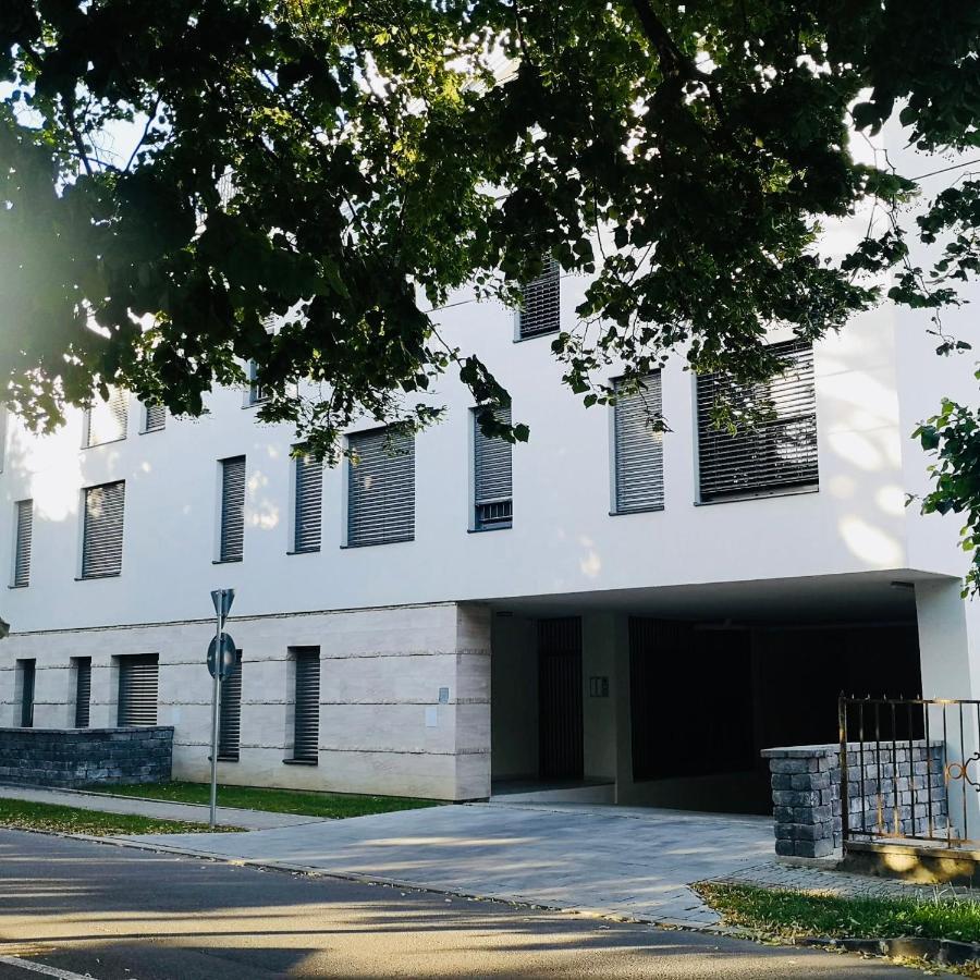 Lotusbluete Appartement In Heviz Mit Tiefgarage Und Panoramaterrasse Exteriér fotografie
